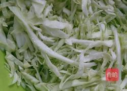 清炒圆白菜的做法图解1