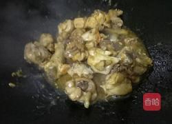 蒜香鸡块焖土豆的做法图解4