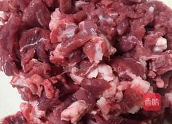 【尖椒炒牛肉】的做法图解2