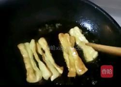 鸡蛋小油条的做法图解5