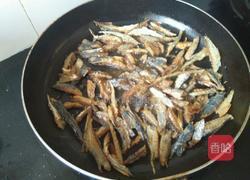 青椒炒鱼干的做法图解8