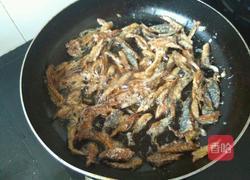 青椒炒鱼干的做法图解9