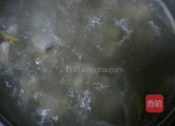 酸菜炖排骨的做法图解1