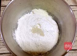 金钱小面包的做法图解2