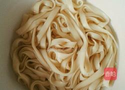 麻辣芽菜拌面的做法图解3