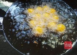 炸番薯丸子的做法图解8