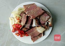 荷兰豆炒腊肉的做法图解1