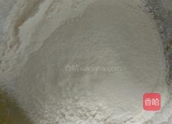 4寸戚风蛋糕的做法图解5