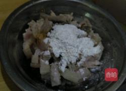 白菜蒸五花肉的做法图解5