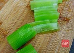 莴笋炒肉片的做法图解3