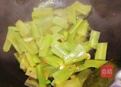 莴笋炒肉片的做法图解9