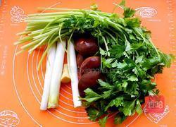 芹菜鲜肉馅包子的做法图解8