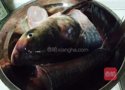 铁锅炖鱼的做法图解1