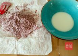 红丝绒蛋糕8寸的做法图解3