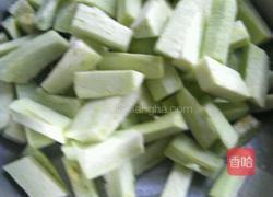 肉段烧茄条的做法图解1