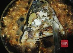 鱼头炖粉皮的做法图解6