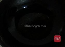 酱肉香菇馅白菜饺子的做法图解2