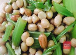 芹菜拌花生米的做法图解6