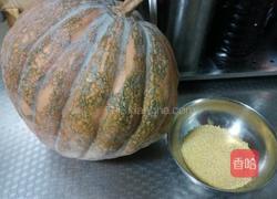 砂锅南瓜小米粥的做法图解1