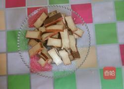 香干炒芹菜的做法图解4