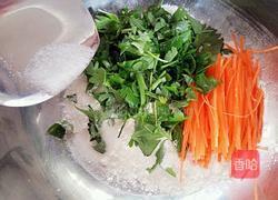 芹菜胡萝卜软饼(家常版)的做法图解3