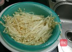 炒金针菇的做法图解1