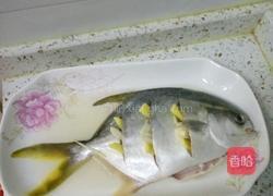 红烧金鲳鱼的做法图解2