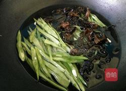 芸豆丝炒木耳的做法图解5