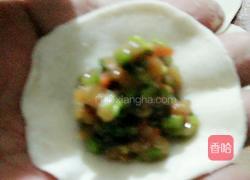 小熊煎鍋芹菜鮮肉煎餃的做法圖解5