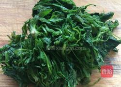 荠菜鲜肉饺的做法图解3