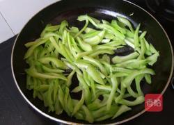 辣炒芥菜梗的做法图解5