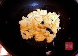 蛋炒西葫芦的做法图解5