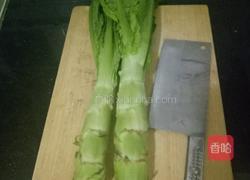 莴笋炒肉的做法图解1