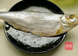 香煎白鳞鱼的做法图解1