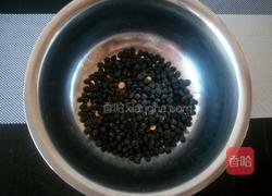 自制豆芽的做法图解1