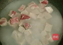 红萝卜啤酒闷牛肉的做法图解2