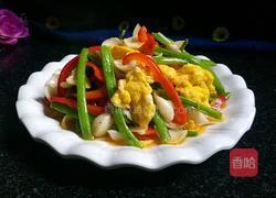 芹菜百合炒鸡蛋的做法图解6