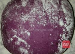 紫薯花卷的做法图解2