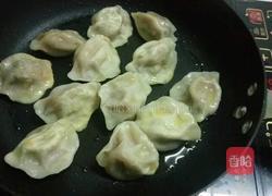 丰富煎饺的做法图解4