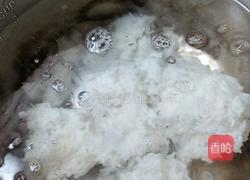 鱼片瘦肉粥的做法图解1