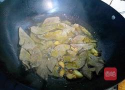 泡菜炒猪肝的做法图解5