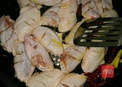 吮指啤酒鸡翅的做法图解1