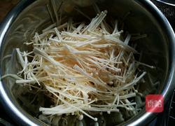 金针菇炒肉丝的做法图解3