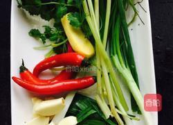 瘦肉木耳炒腐竹的做法图解3