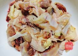 蒜茸豆鼓蒸滑鸡的做法图解1