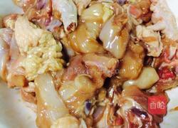 蒜茸豆鼓蒸滑鸡的做法图解2