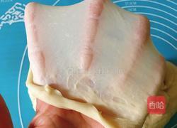 豆沙面包的做法图解3