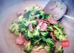 腊肠西兰花的做法图解8