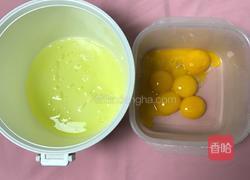 芝麻戚风的做法图解2