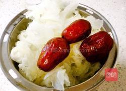 银耳红枣汤的做法图解4